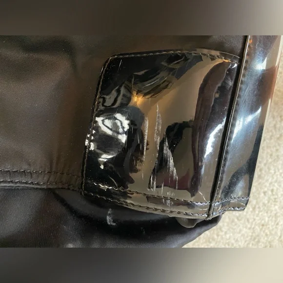 TORY BURCH Ella nylon tote with patent leather - Picture 11 of 11